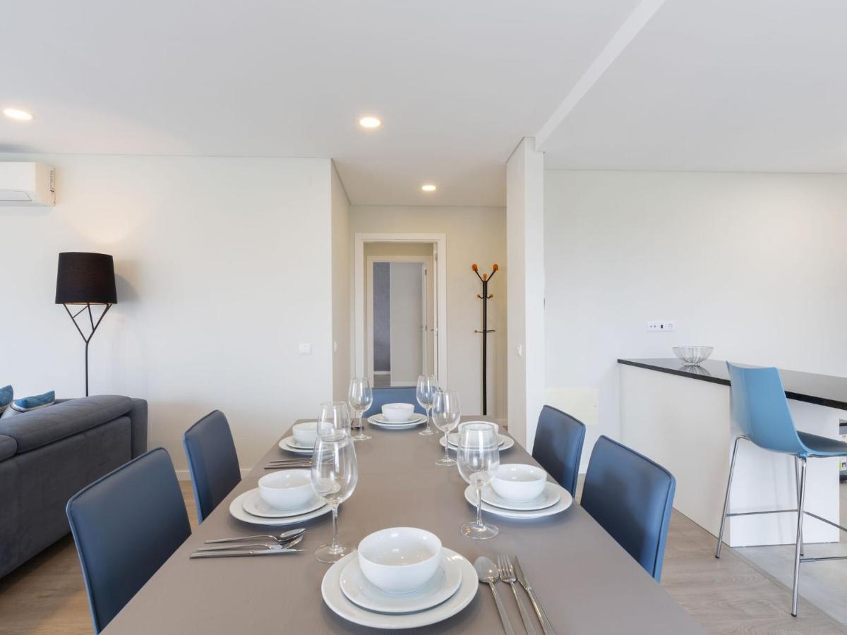 Beautiful Apartment In S O Martinho Do Porto With Balcony São Martinho do Porto Eksteriør bilde
