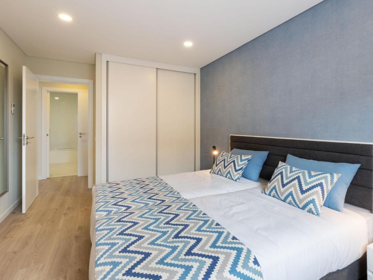 Beautiful Apartment In S O Martinho Do Porto With Balcony São Martinho do Porto Eksteriør bilde