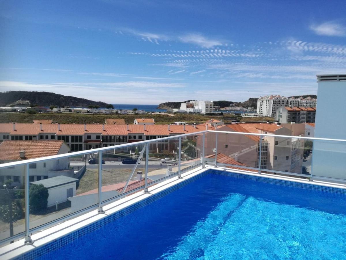 Beautiful Apartment In S O Martinho Do Porto With Balcony São Martinho do Porto Eksteriør bilde