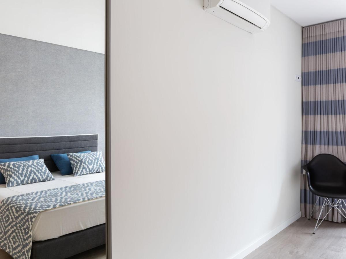 Beautiful Apartment In S O Martinho Do Porto With Balcony São Martinho do Porto Eksteriør bilde